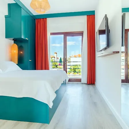 Monje Alacati Bed & Breakfast *