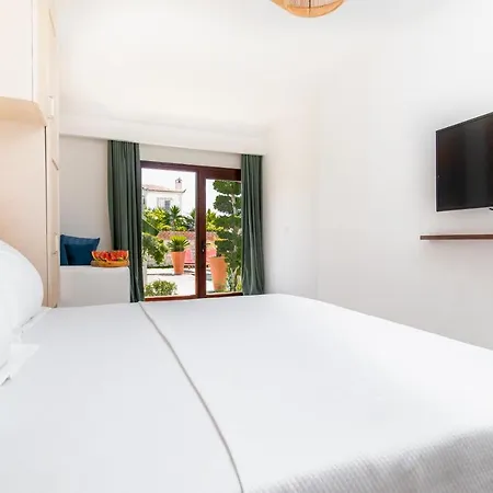 Bed and Breakfast Monje Alacati *