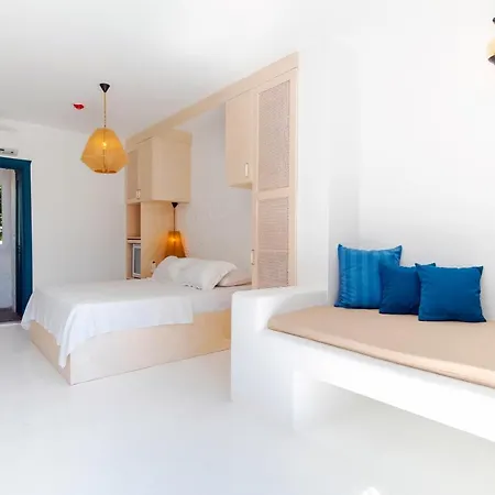 Monje Alacati Bed & Breakfast *