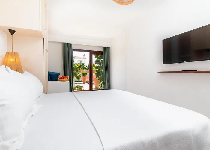 住宿加早餐酒店 Monje Alacati *