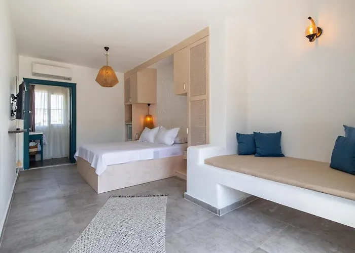 住宿加早餐酒店 Monje Alacati