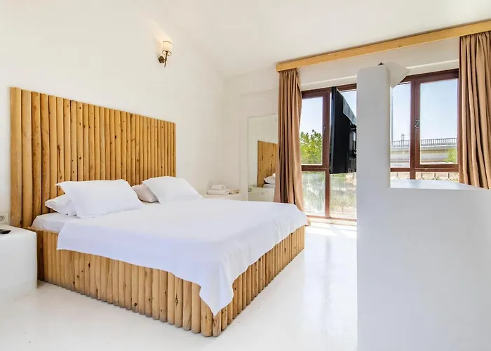 住宿加早餐酒店 Monje Alacati *